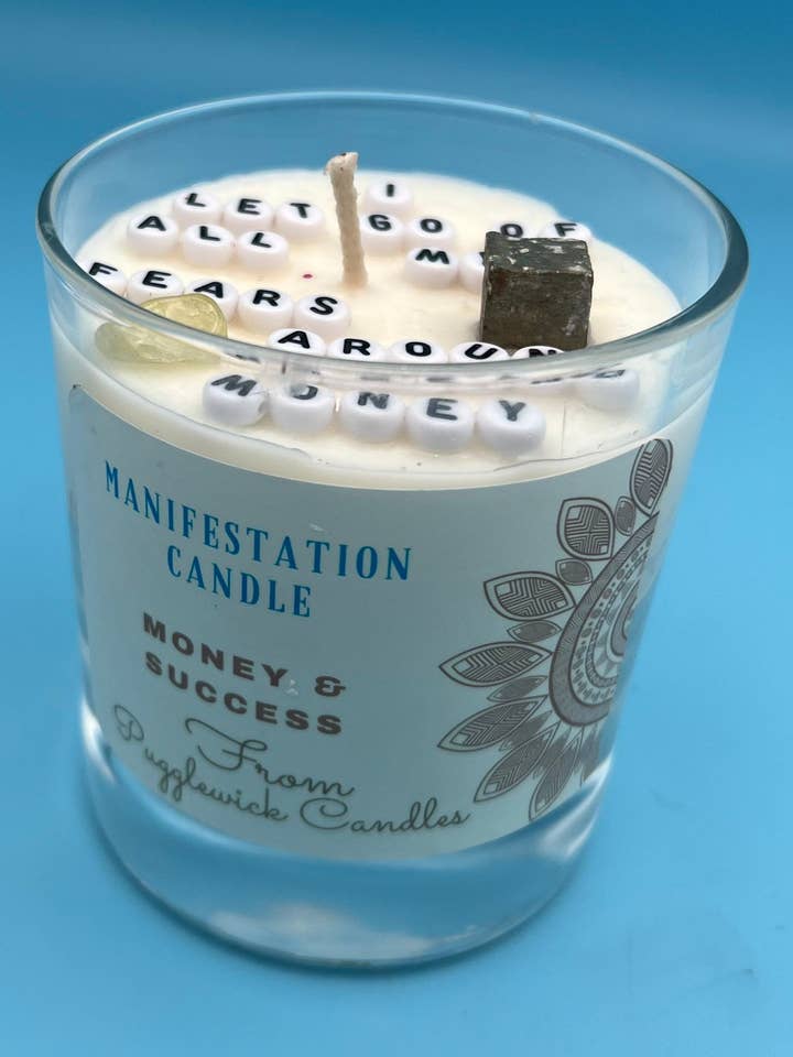 Manifestation candle - wealth and success for wholesale by Pugglewick candles