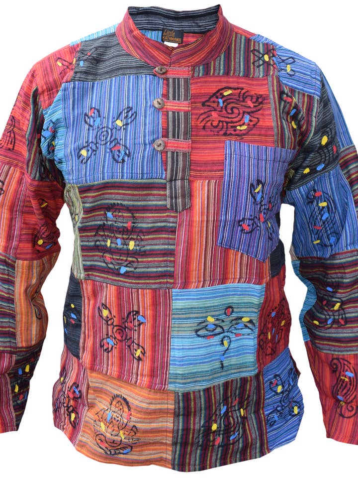 Chemise Grand-père en Coton Patchwork avec Symbole Peint à la Main pour la vente par Gheri