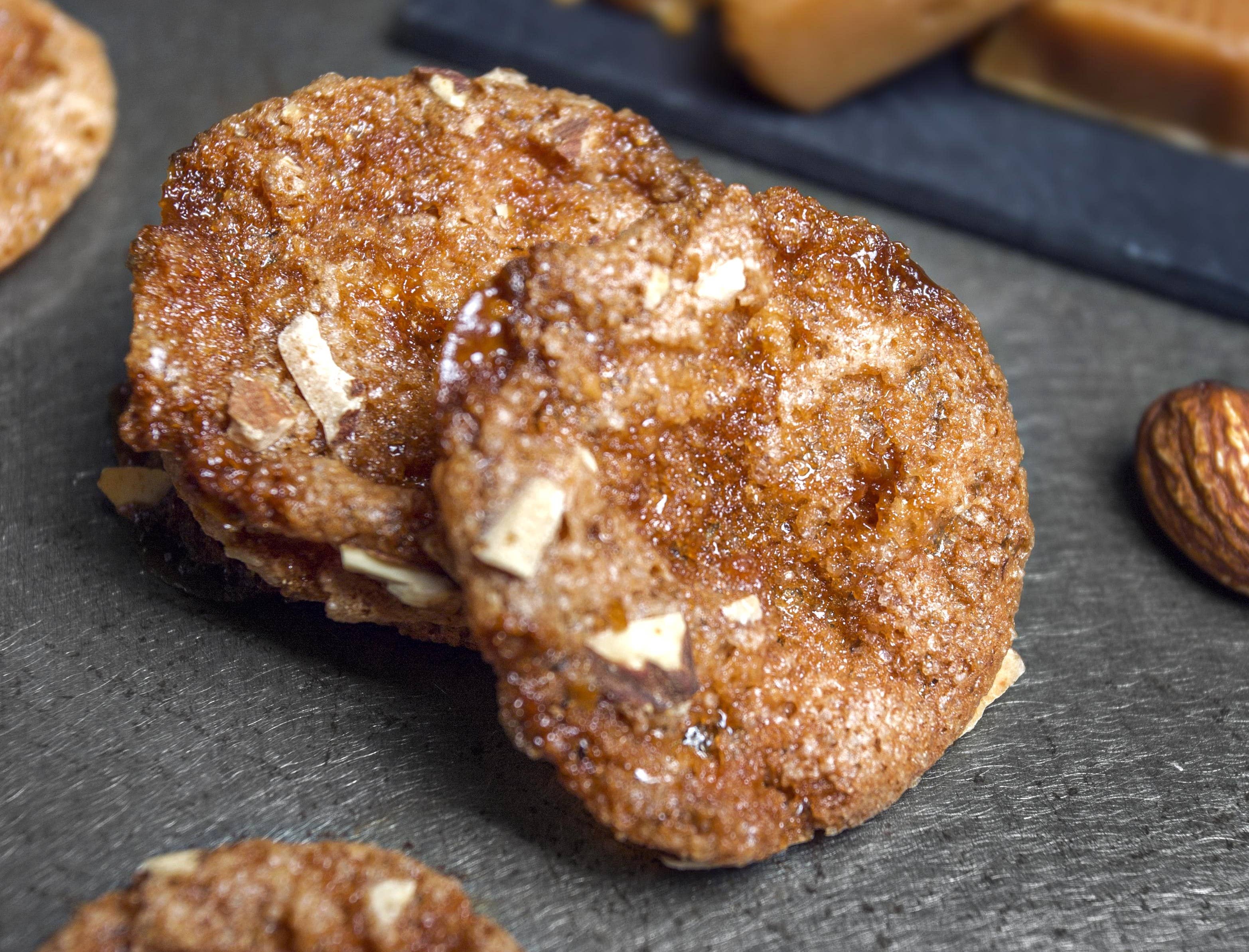 Maison Bruyere - Wholesale Cookie - Salted Caramel Crisps 1