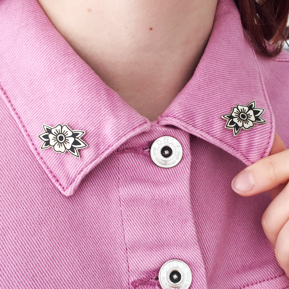 Cousins Collective - Wholesale Lapel Pin/Button - Traditional Flower Enamel Pin Badge - Rose Gold1