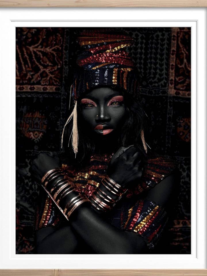 Nefertiti - M - 50x62.5cm - Eikenhout voor wholesale door Ivhu