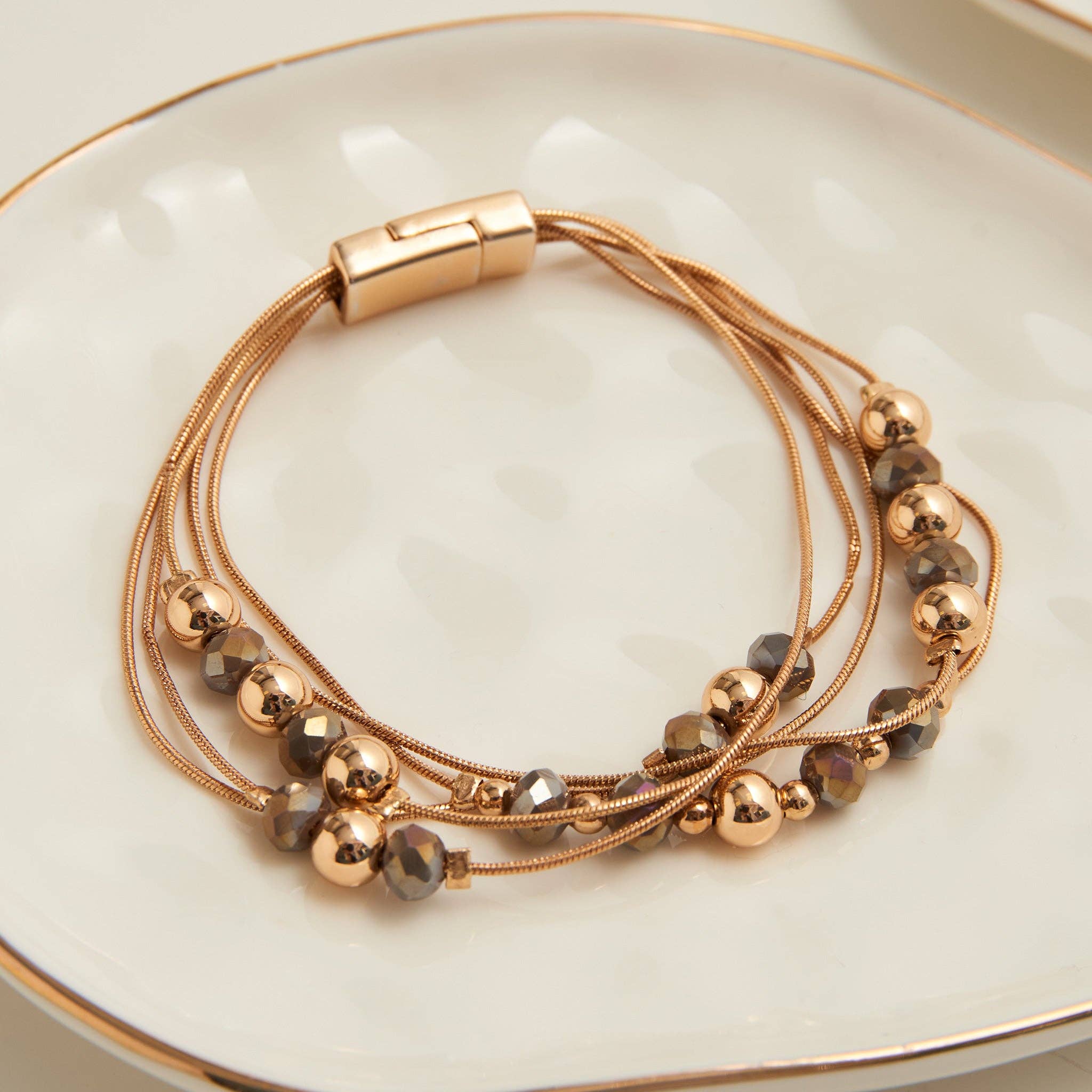 Elsie & Zoey – Pulseira de missangas por atacado – Pulseira Magnética Jayne com Design de Contas em Múltiplas Filas0