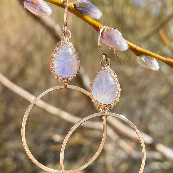 Aros Sierra de Piedra Lunar en Oro para venta al por mayor de Arivka Jewelry