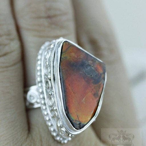 Bague en argent sterling ammolite taille 6 r1554 pour la vente par SARAH DESIGNS JEWELRY