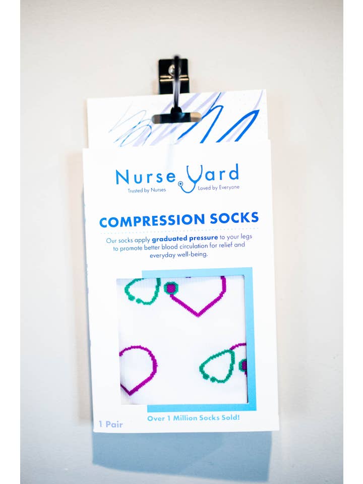 Nurse Yard – wholesale Strumpor - Unisex – HERO - Alla hjärtans graderade kompressionsstrumpor (20-30mmHg)3