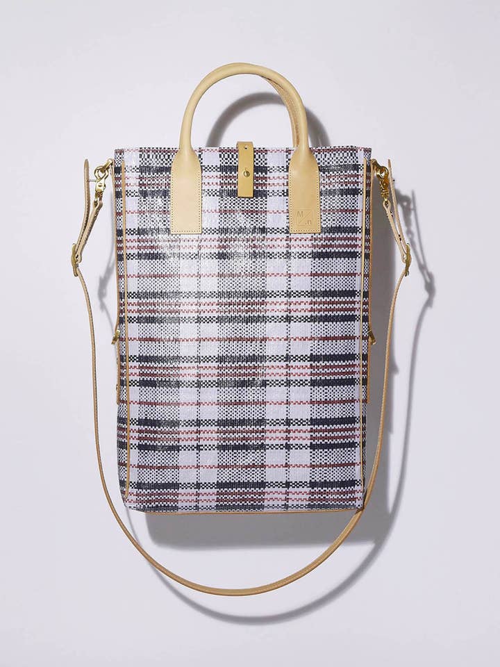 No.oo1 - Upcycled mulepose for engroshandel hos MONO+n.a.v.y