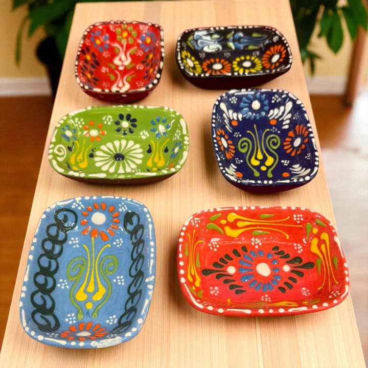 Import Corner - Wholesale Bowl - 39643: 3" SQUARE CERAMIC EMBOSSED BOWL1