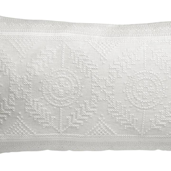 Cuscino decorativo Circle Parker, 35,6 x 66 cm, bianco per la vendita all'ingrosso da parte di Orchids Lux Home