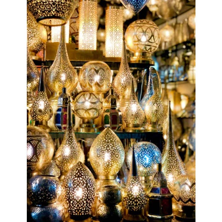 marrakeshop – Engroshandel Skrivebordslampe – Marokkansk håndlavet rund bordlampe i graveret messing10