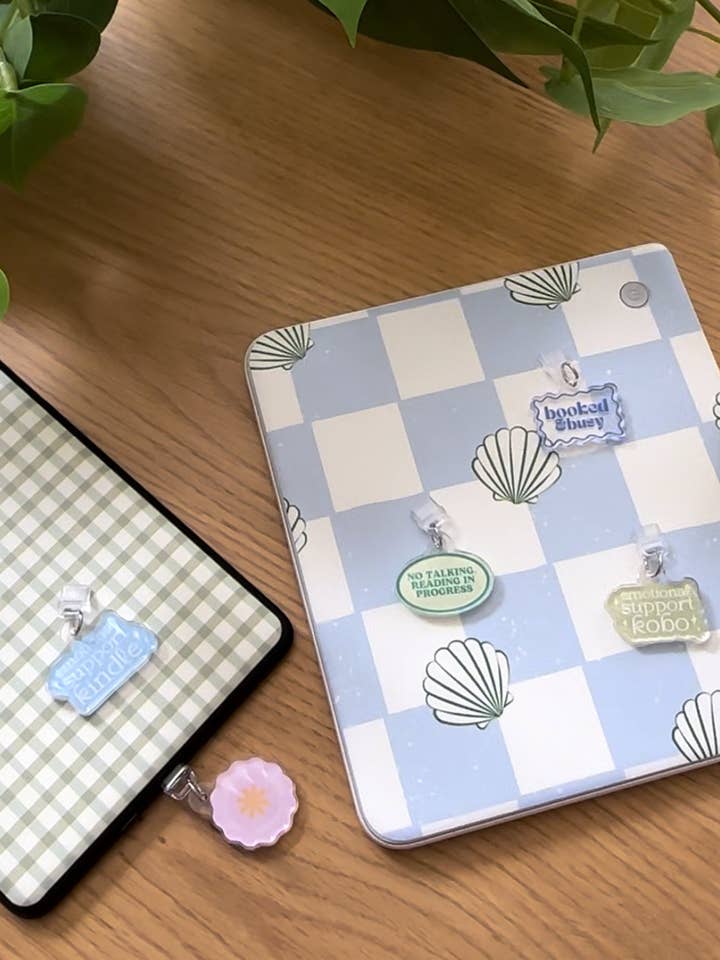 Kindle & Kobo Charm | Trying to Read Collection V2 for wholesale by The Tiny Bookshelf