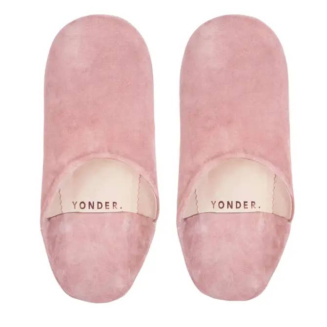 YONDER. – wholesale Slippers – Women's – Suede Babouche Slippers | Rose
