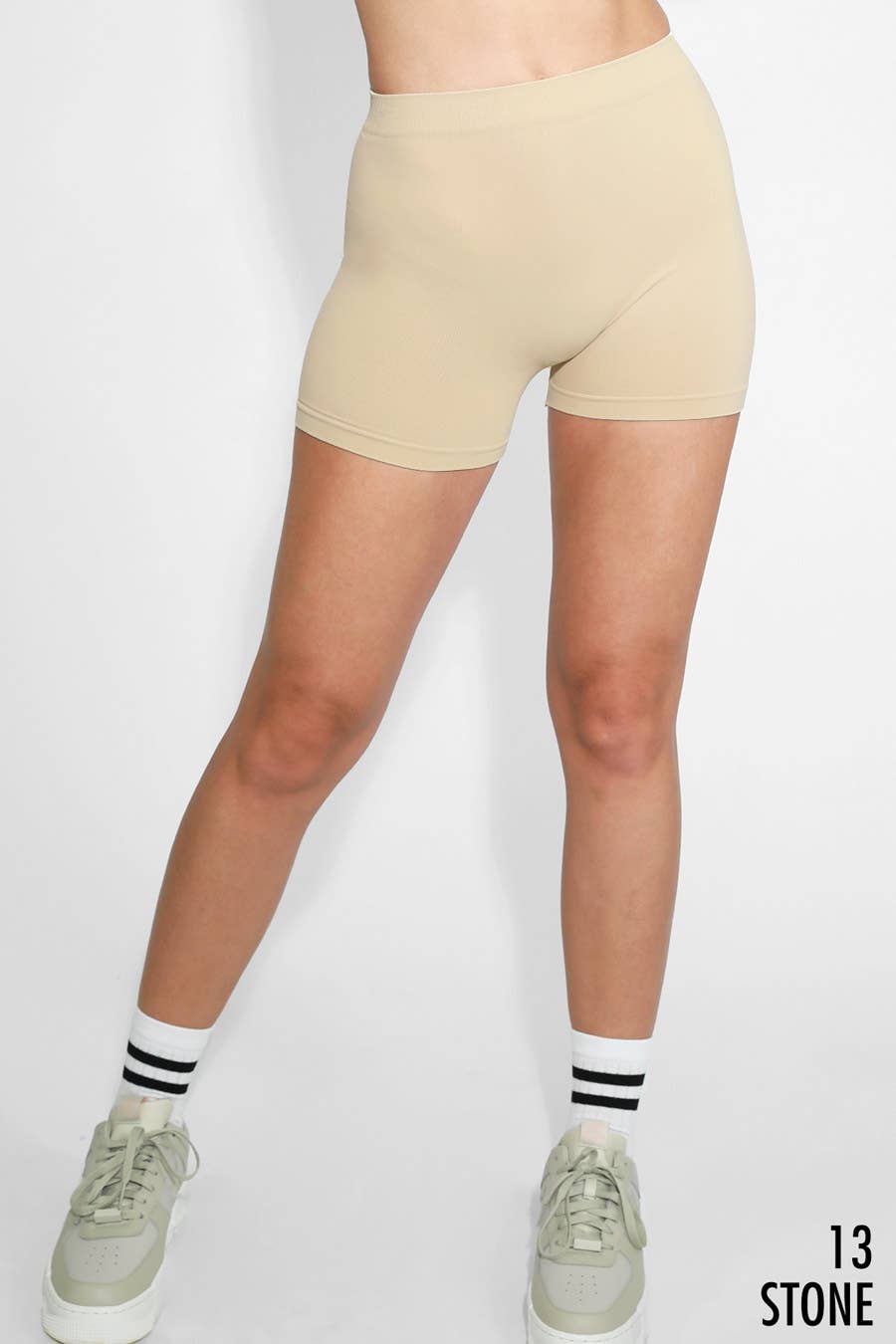 NIKIBIKI - Venta al por mayor Pantalones cortos deportivos - Mujer - NB5172 - Pantalones cortos niño con banda elástica2