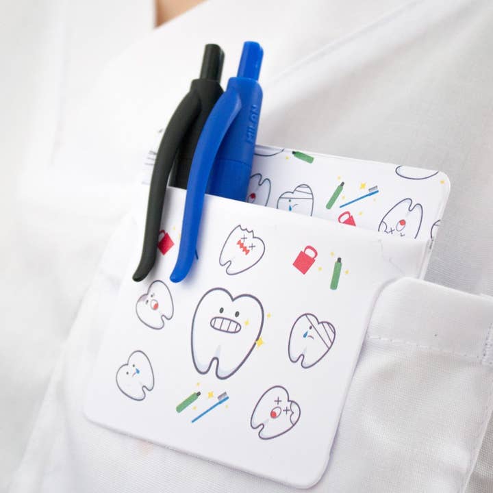 Haikon Hada (Calzame, Alster Komfort, Timoni) – Engroshandel Penalhus – Lommebeskytter og kjole beskytter. Tand dæksel0