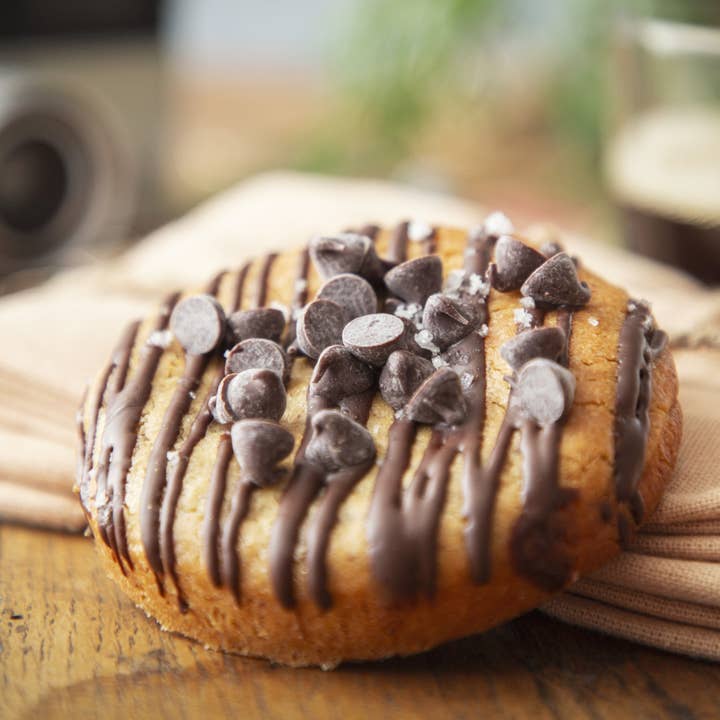 COOKIE | COOKIE - Cioccolato fondente 72% e Fleur de Sel per la vendita all'ingrosso da parte di Cookiement