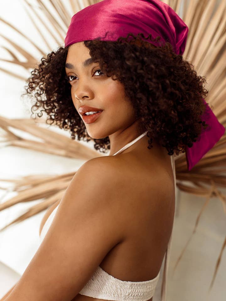 Fuchsia kristall huvudduk för wholesale av MUAVES