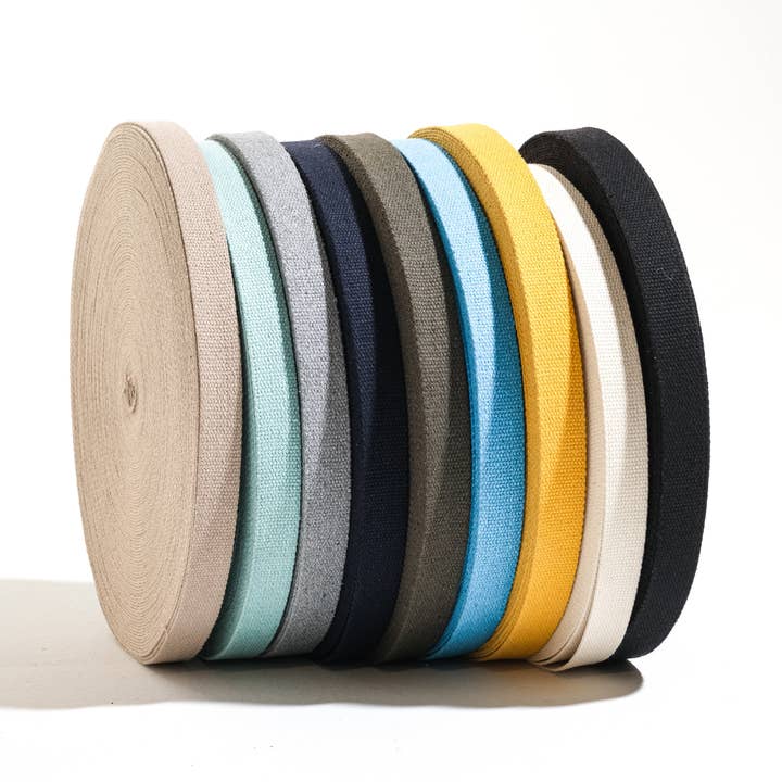 700 iarde di cinghia in cotone pesante nero da 1 pollice per borsa per la vendita all'ingrosso da parte di Dream Trimming Goods LLC