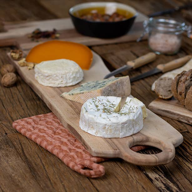 Novastyl – Großhandel Schneidebretter – WOOD Schneidebrett aus Akazienholz, 55 cm x 16 cm2