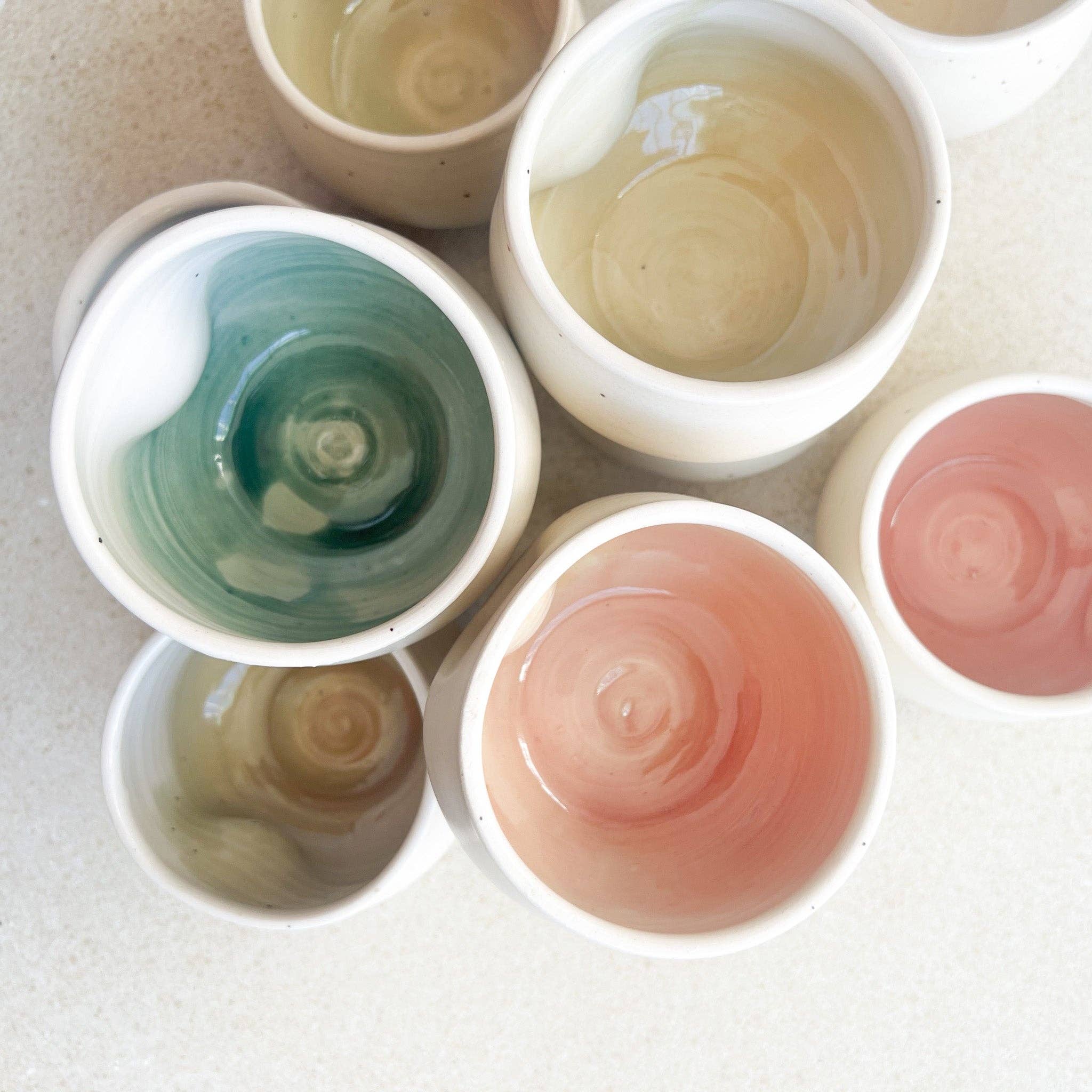 Good Hearted Woman – Chávena de chá por atacado – Aura Groove Cup 8oz - cada um de um tipo1