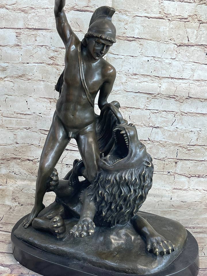 Græsk romersk kriger gladiator dræber løve bronzestatue skulptur figur 22 „x 18" for engroshandel hos Bronzhaus