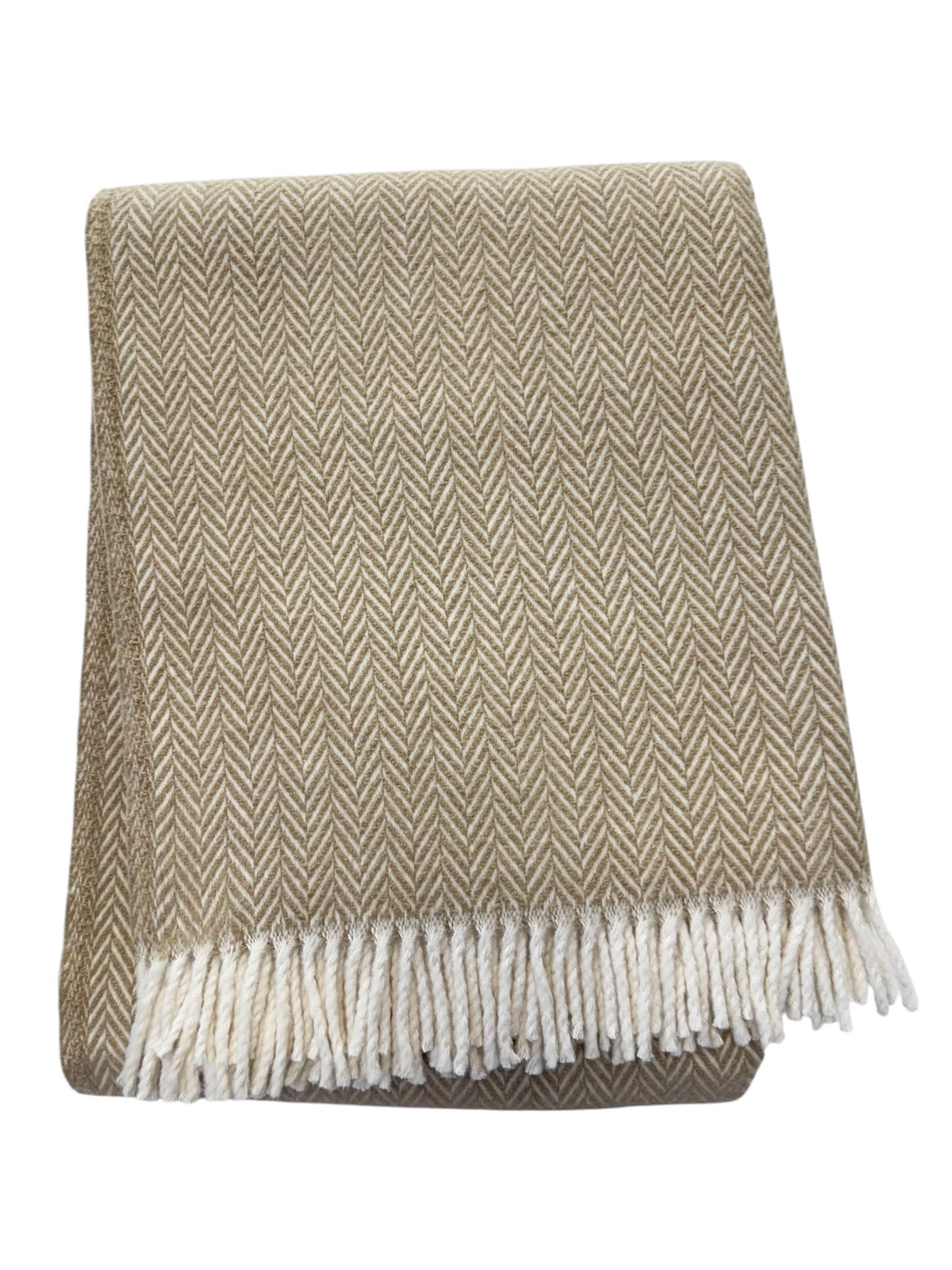 A Soft Idea - Wholesale Throw Blanket - 355 - Herringbone Plush Throw21