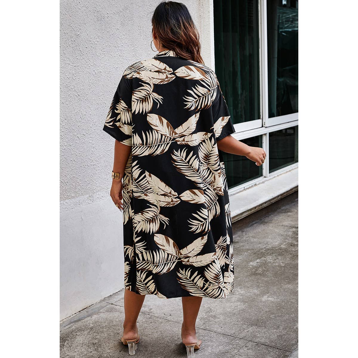 Supreme Fashion - Vendita all'ingrosso Completo top e pantaloncini (NON loungewear) - Donna - Set di pantaloncini elastici in vita con tasche con stampa a foglie Plus5