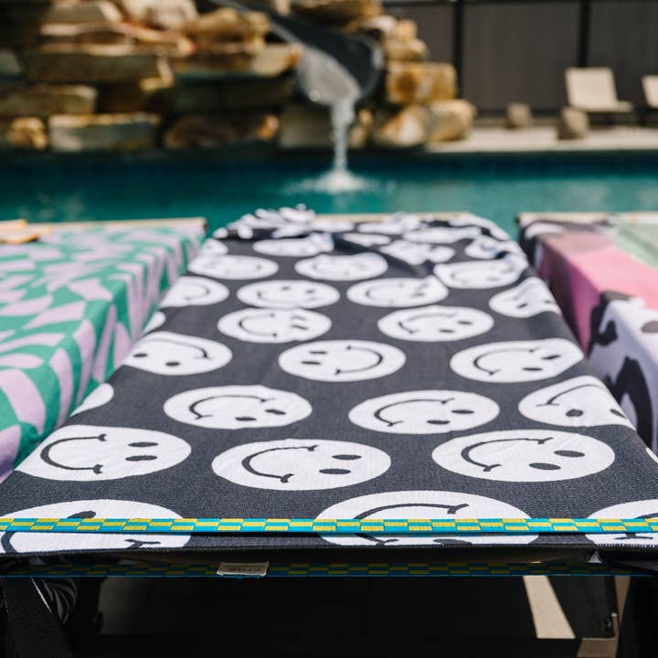 Crae.Home - Wholesale Beach Towel - Lounge Chair Pool Towel Band7