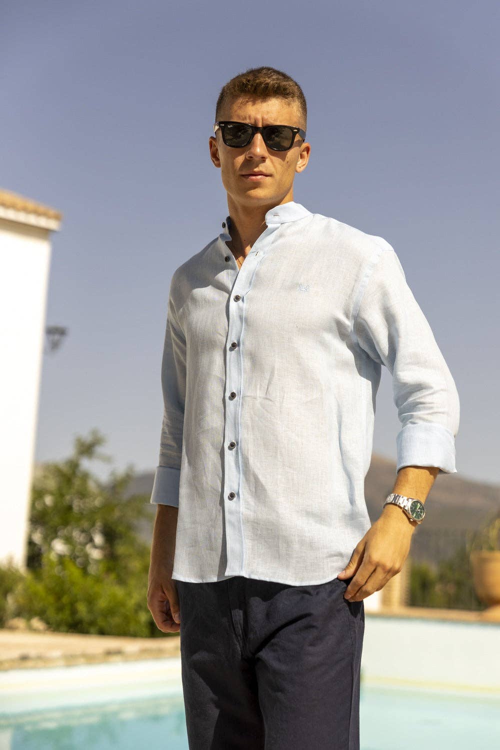 Custi Mikelo: Men's Clothing & Christmas Gifts - Wholesale Button Down Shirt - Men's - Mao Light Blue Linen Shirt | Mallorca1