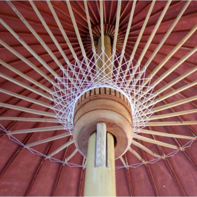 Parasol en Bambou Fait main pour la vente par Dame Pach Bangkok