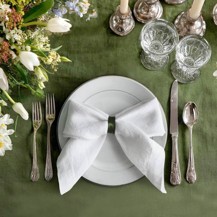 Pure French Linen Napkins 100% Linen Cloth Napkins, Set of 4 for wholesale by Triton Linen