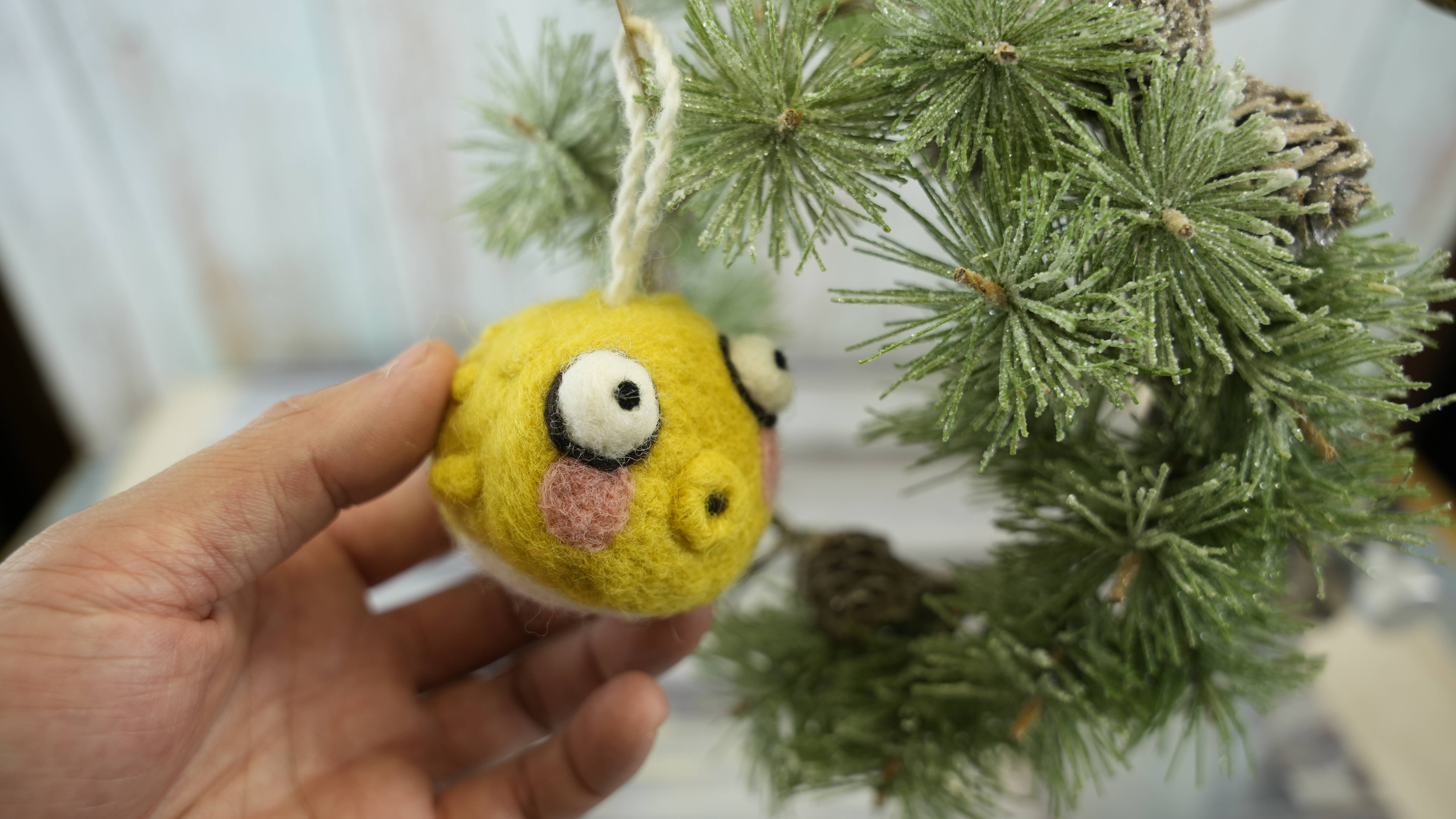 Woolbuddy - Wholesale Ornament - Pufferfish Premade Ornament2