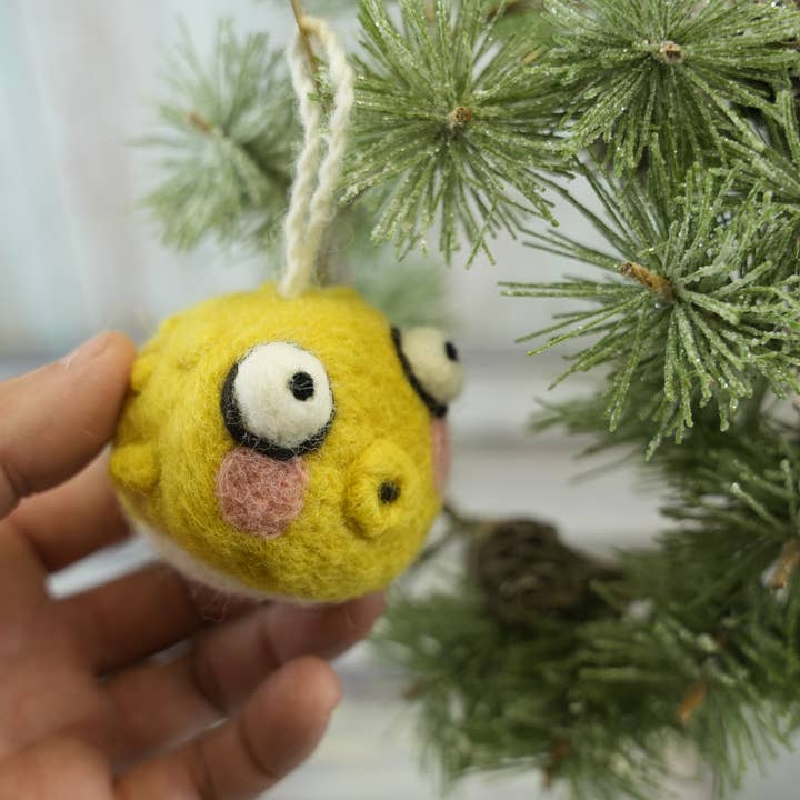 Woolbuddy - Wholesale Ornament - Pufferfish Premade Ornament2