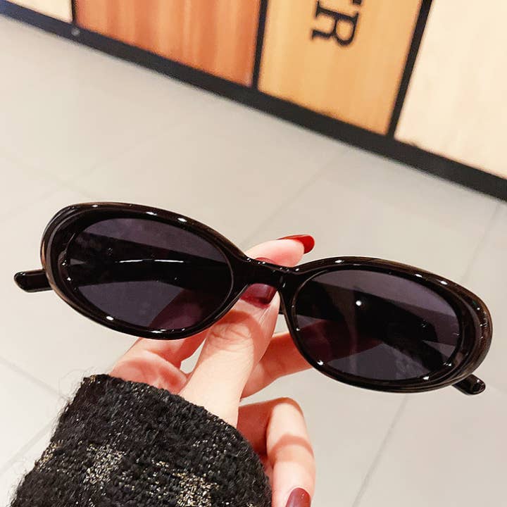 G3007 Pearlescent Round Sunglasses - Hot Girl Style for wholesale by XO Fashion