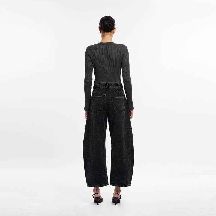 BLACK SUPER HIGH RISE TAILORED BARREL JEANS FINISHED HEM BYOX003 for wholesale on Faire