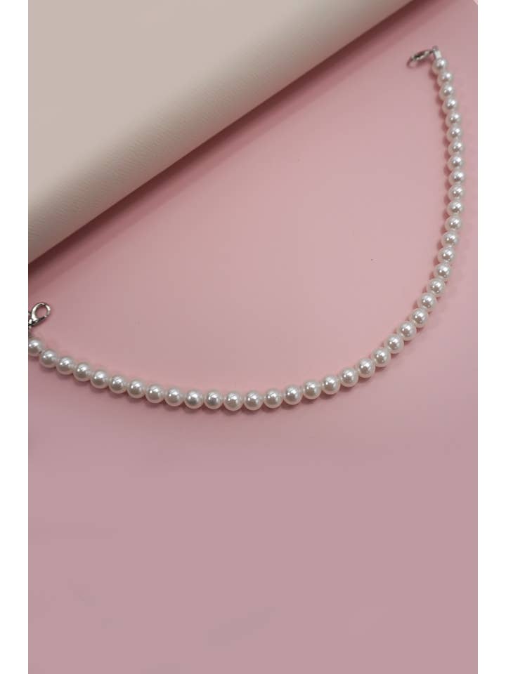 CLASSIC PEARL SHOE CHARM | 40SD101 for wholesale on Faire1