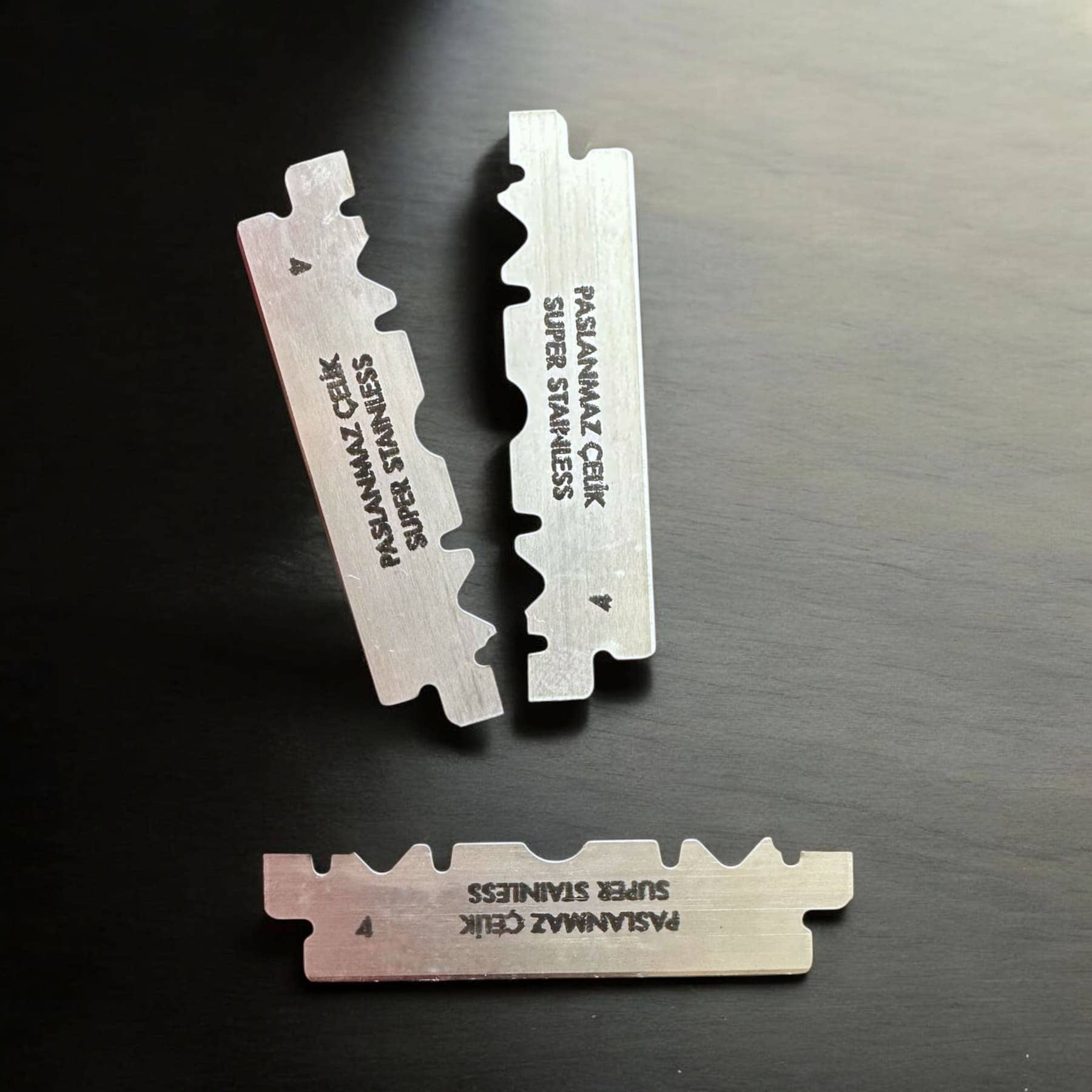 SHAVENT – Großhandel Rasierer – Herren – NEU: SHAVENT Original 2.0 - Magnetic Force - eleganter Schwingkopf-Rasierer aus Metall7