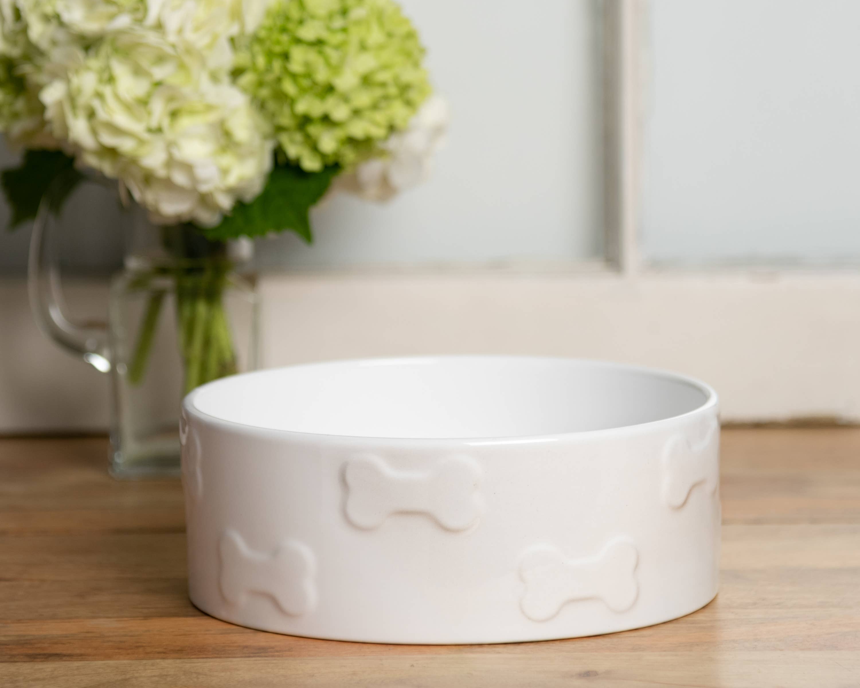 Park Life Designs - Wholesale Pet Bowl - Cat/Dog - Manor White Pet Bowl2