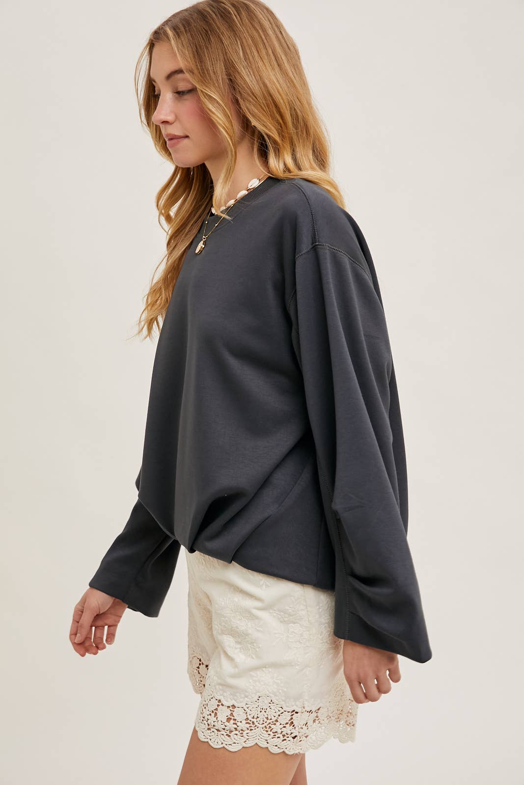 Bluivy – Engroshandel Sweatshirt - Dame – SOFTSTREME PULLOVER MED VOLUMINØSE ÆRMER4