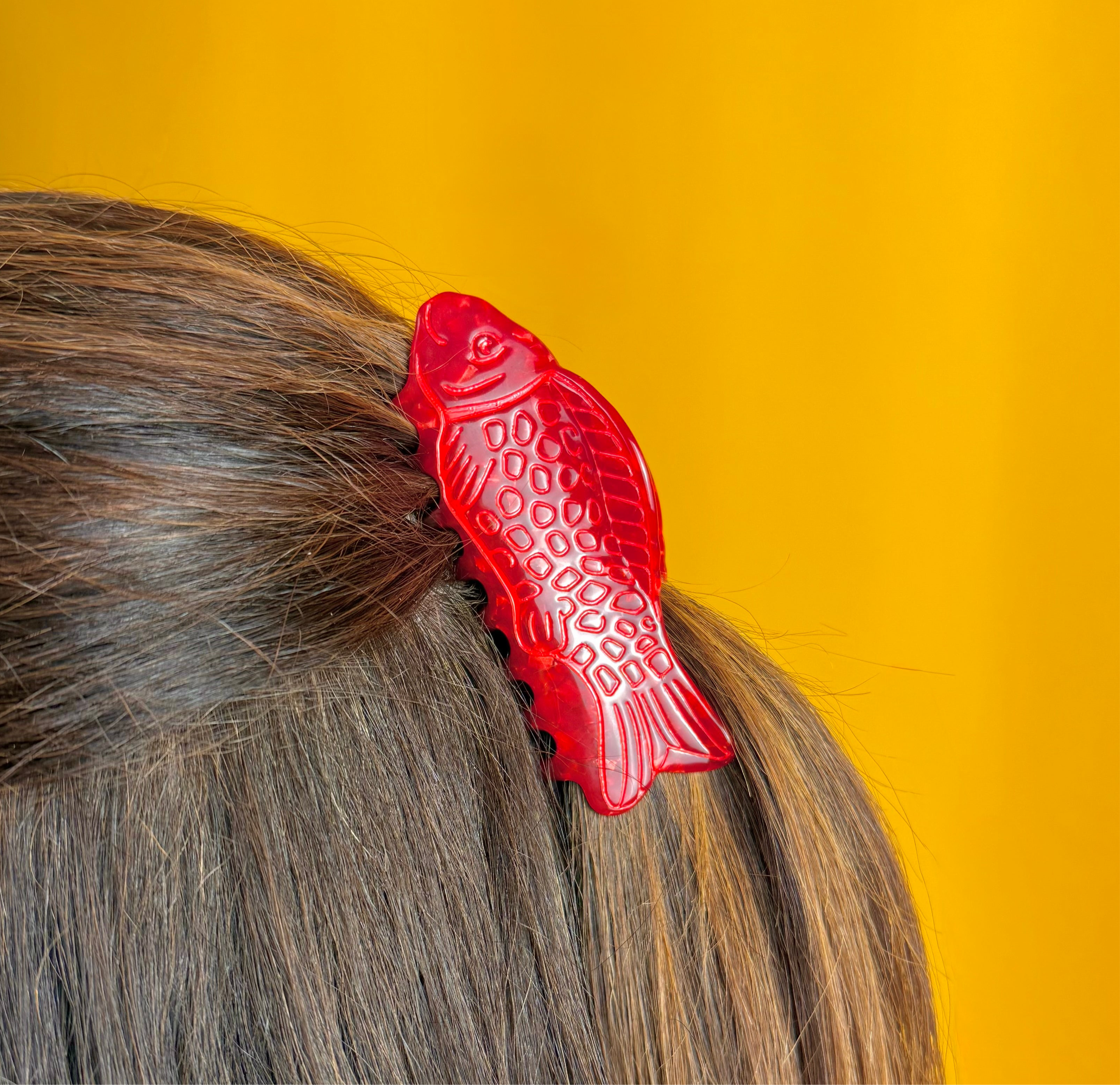 MackBecks - Wholesale Hair Clip - Women's - Sweetish Fish Hair Claw Cherry2
