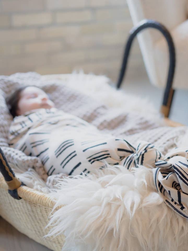 The OVer Company – wholesale Swaddle – Baby – Milo - Butter Blanket1