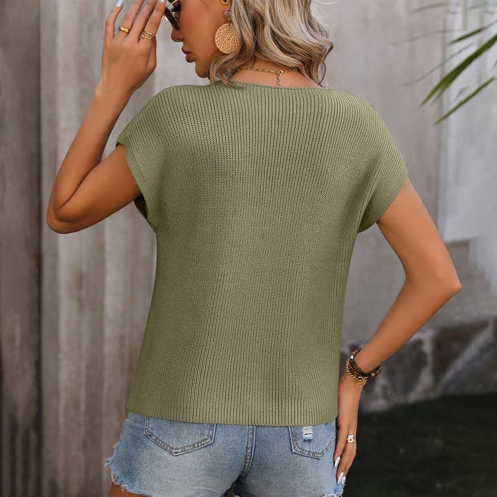 Lily Clothing - Wholesale Knit Top - Women's - Simple fashion loose solid color crew-neck sweater