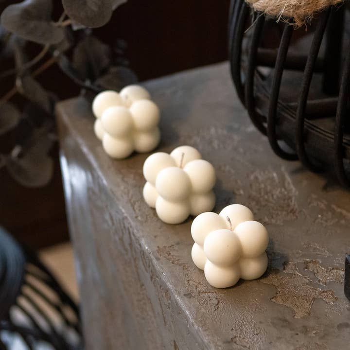 Blanco Natural 3 mini velas de pilar de burbujas de venta al por mayor en Faire