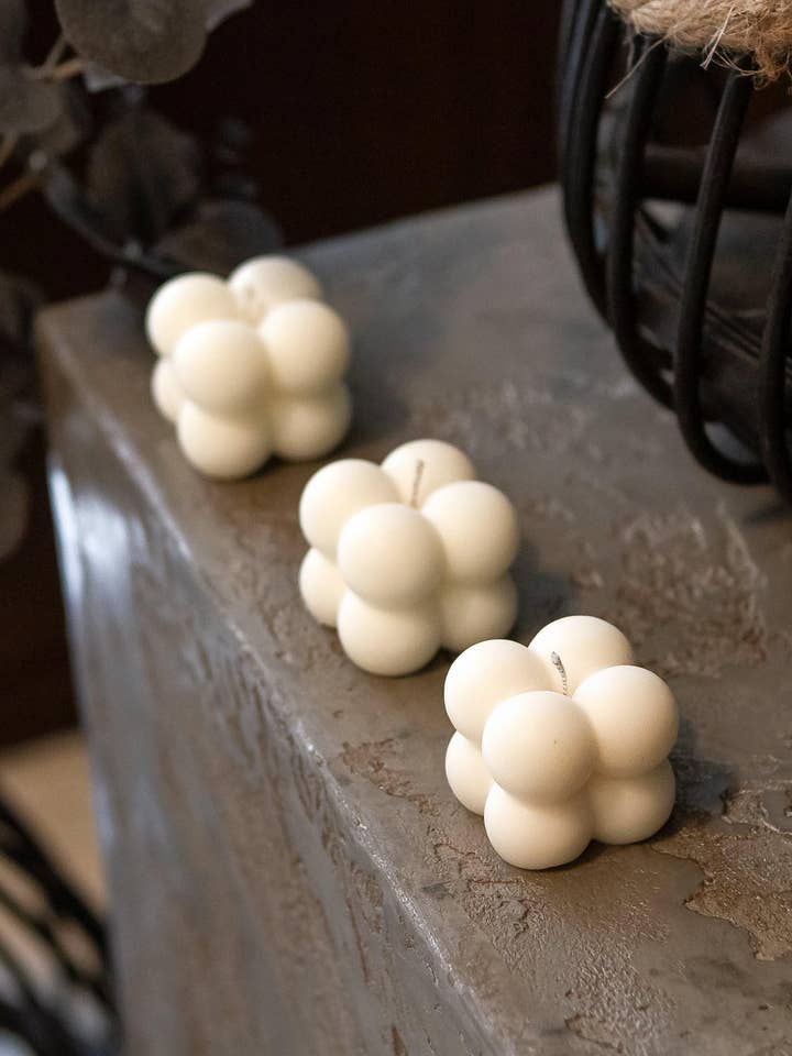 3 Mini Bubble Pillar Candles for wholesale by Melted flames