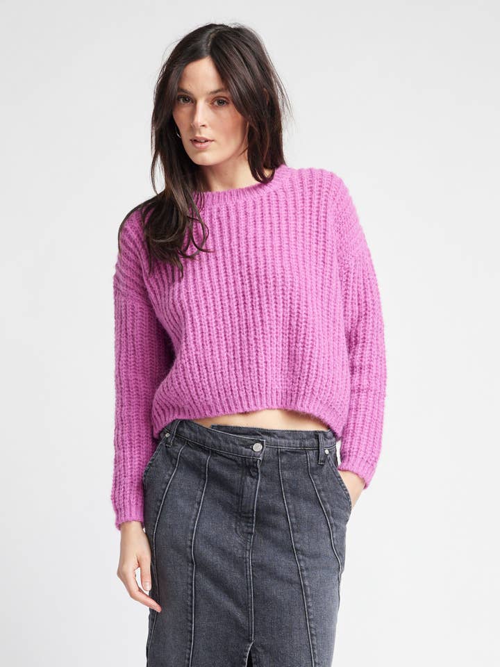 Pull Darla pour la vente par Self Contrast