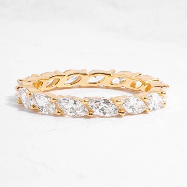 Anello Eternity Marchesa per la vendita all'ingrosso da parte di Sami Jewels