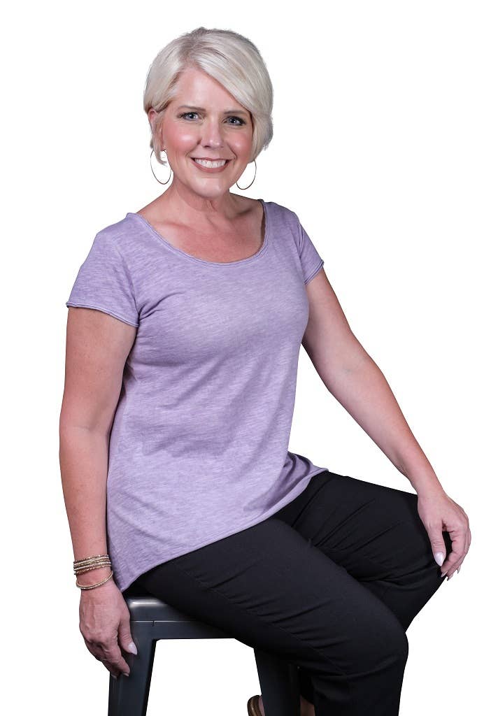 TINA Stephens Italy/Tees By Tina - Wholesale Tunic - Women's - Opal Hi Lo Crew Neck Tee (BSS126)24