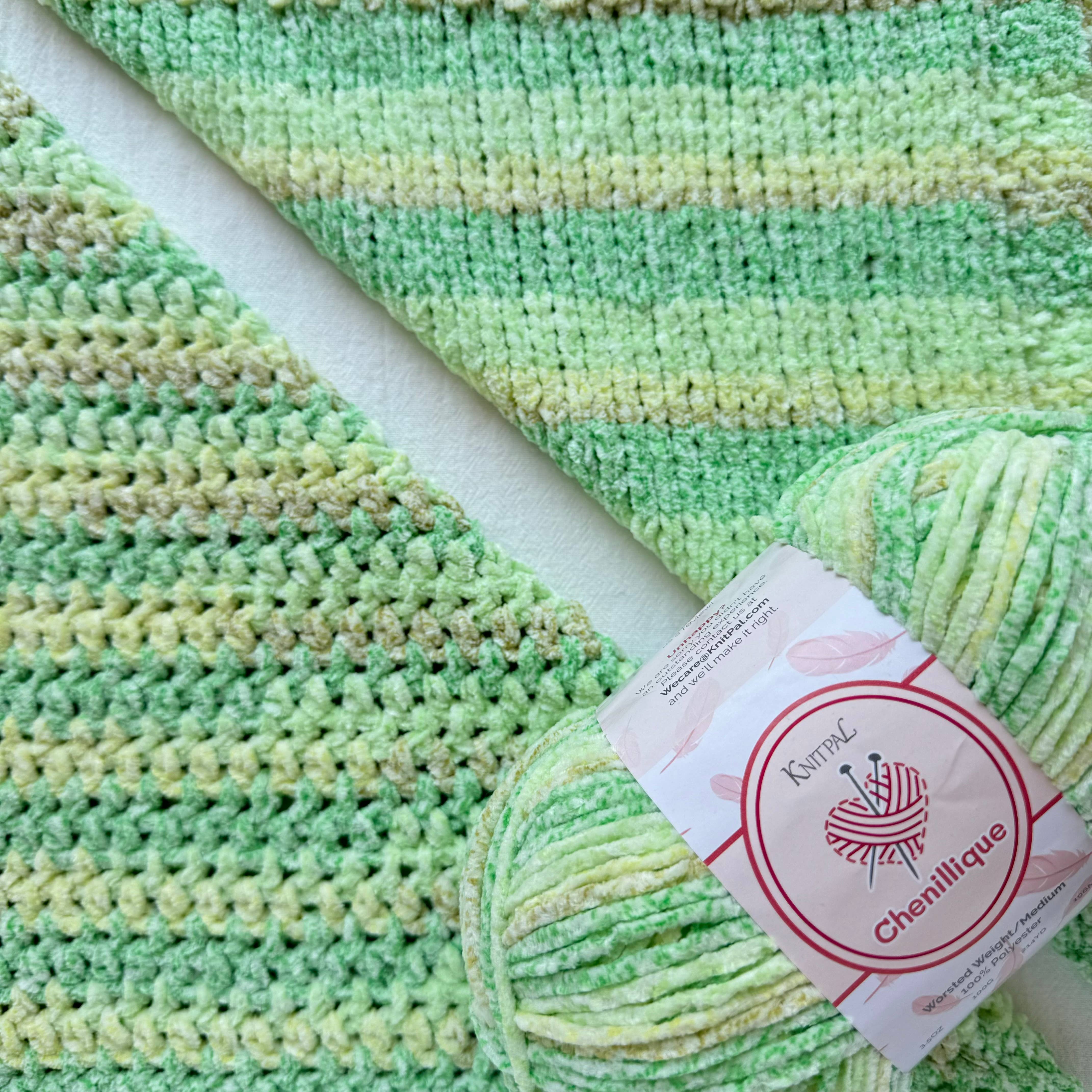 KnitPal - Wholesale Yarn - Chenillique Velvet Chenille Crochet Yarn - Worsted Weight 443