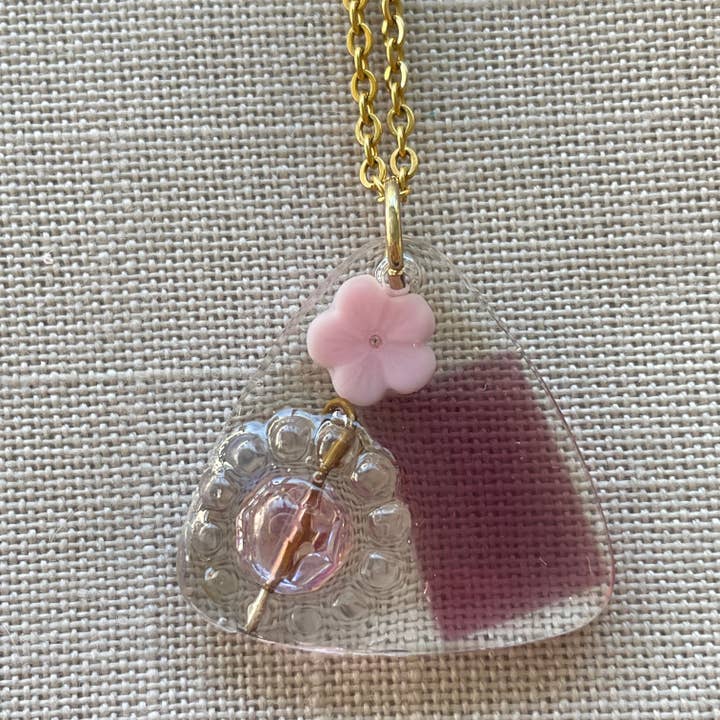 Ciondolo a due fiori per la vendita all'ingrosso da parte di Retro Ruby Jewels