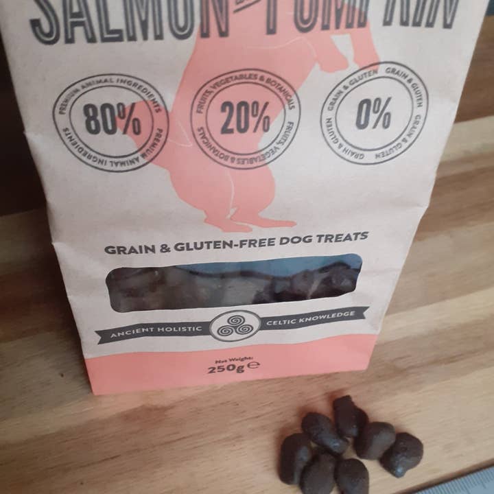 Celtic Connection Holistic Pet Food - Venta al por mayor Chuches - Perros - Salmón con delicias de calabaza