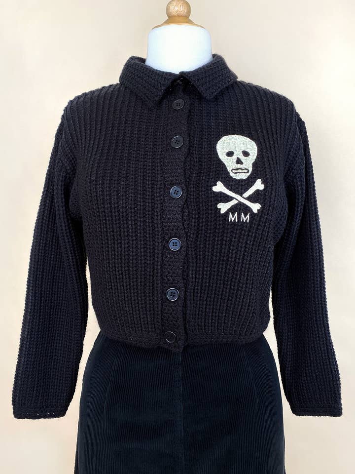 Mischief Made – Pulôver - Mulher por atacado – Camisola Collared MM Skull MN Cropped em Preto0