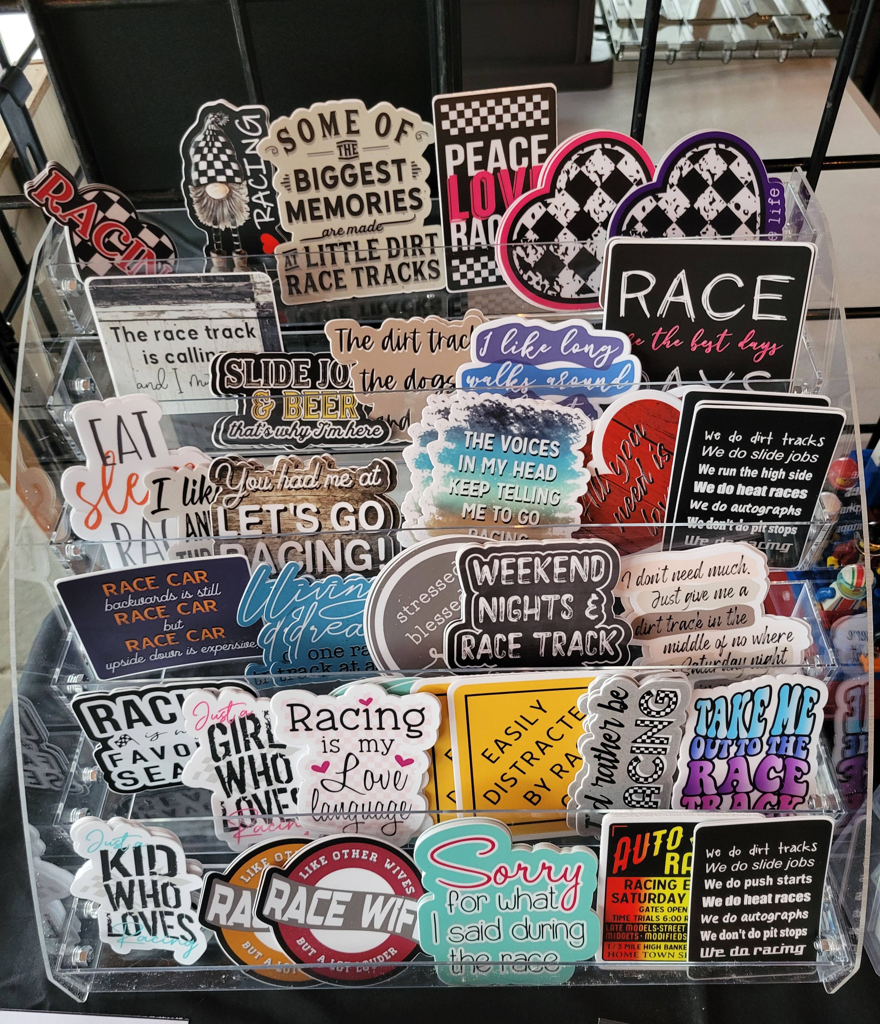 4 Left Turns - Vente Autocollant - Kit de démarrage Racing Stickers avec présentoir1